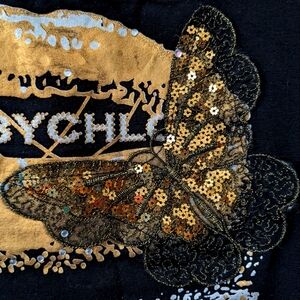 Black t-shirt with butterfly Sequin